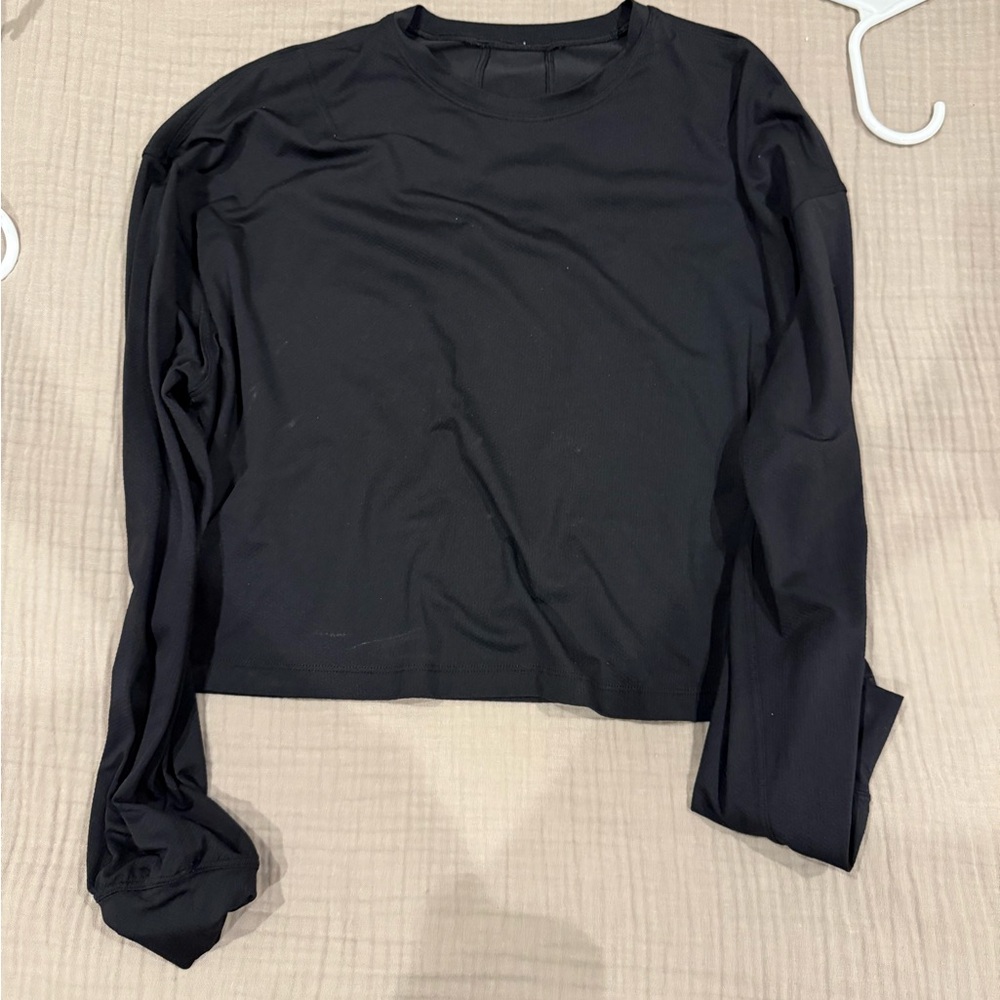 lululemon athletica Black Long Sleeve Crop Top